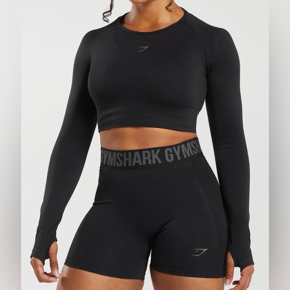 GymShark Flex Sports Long Sleeve Crop Top